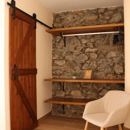 Valle Del Ason Inn